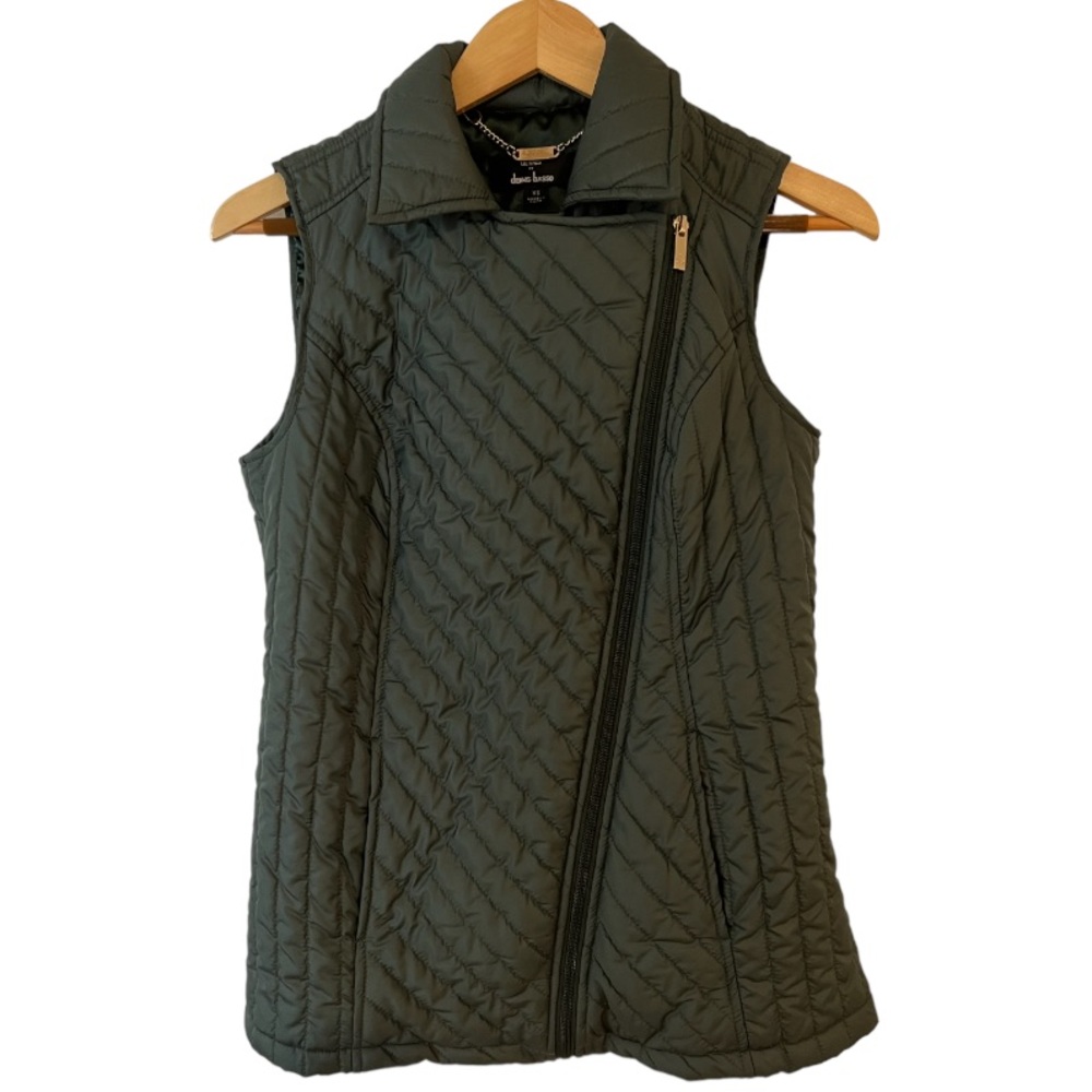 Dennis by Dennis Basso quilted vest. - Picture 2 of 6